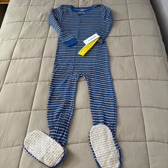 NEW with tags, Carter's cotton thermal one piece pjs, size 5T - Picture 1 of 9
